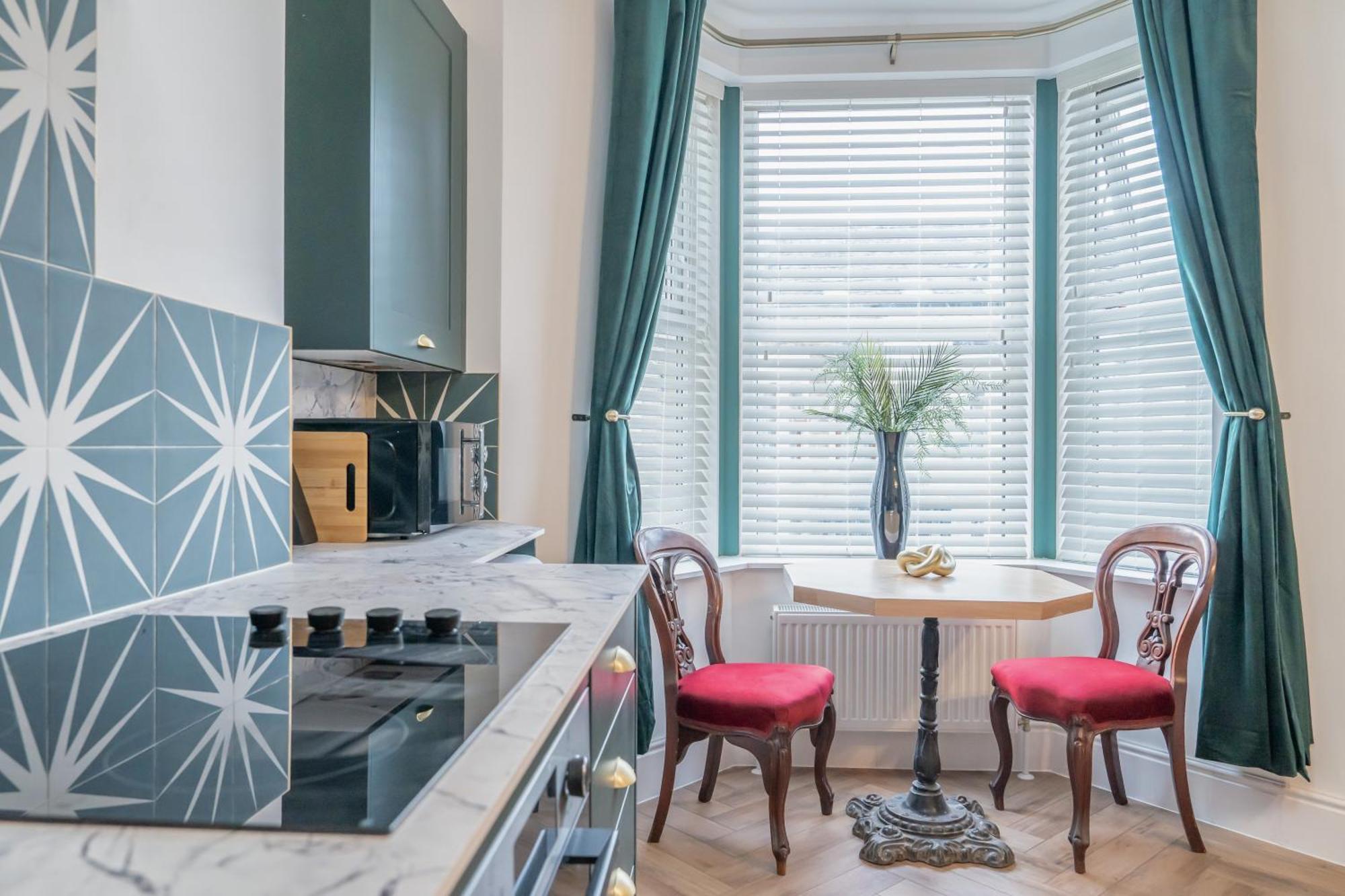 Apartment Beautifully Designed 1 Bed Flat *